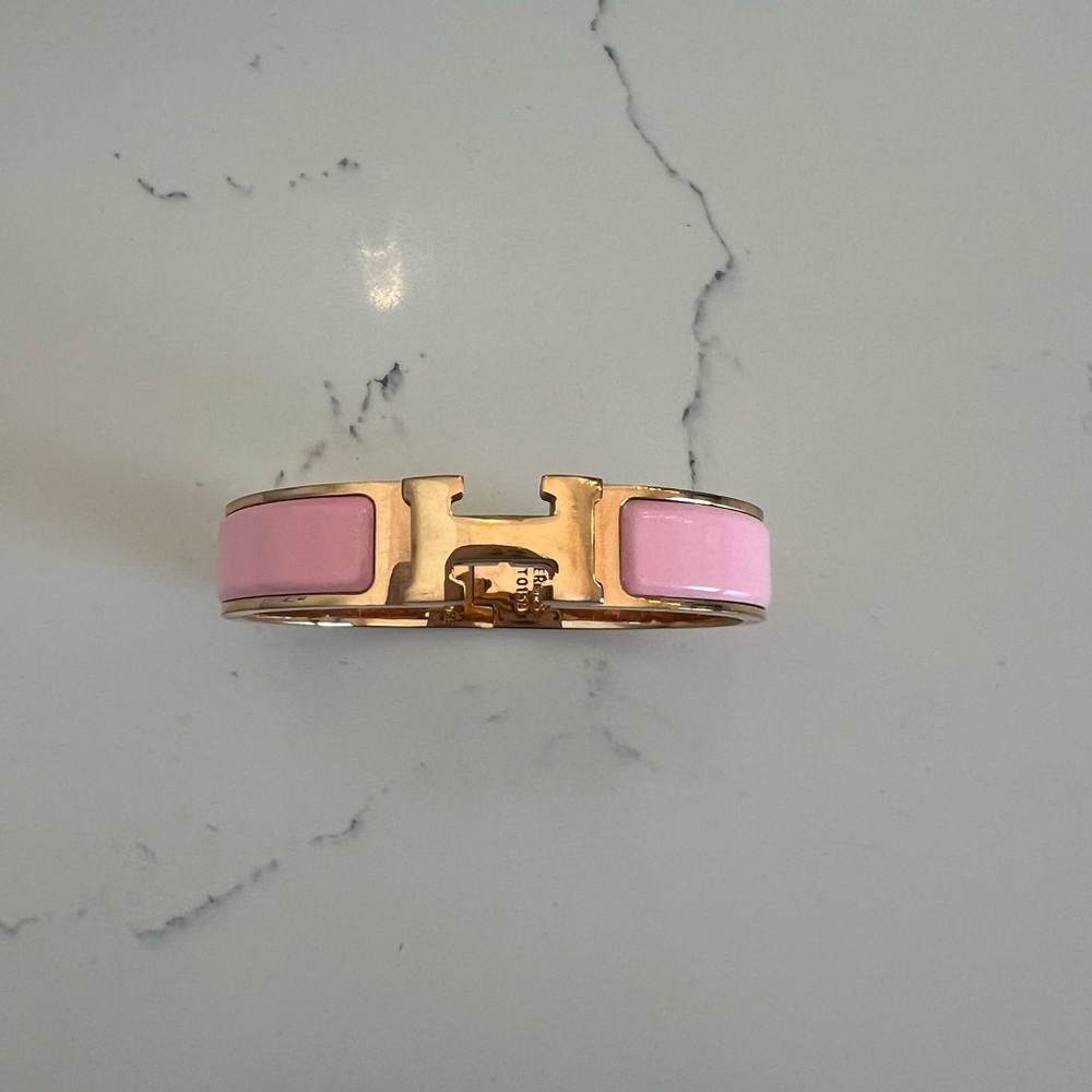 Hermes Clic H Bracelet — Pink